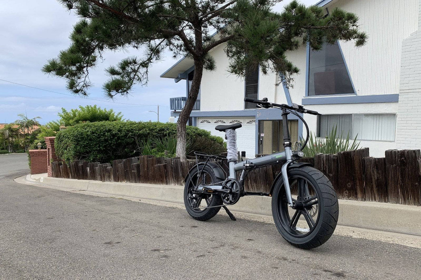 qualisports Electric Bikes Qualisports Beluga 48V 500W Folding E-Bike
