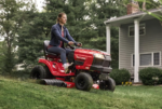 Craftsman T150 Gas Lawn Tractor | 46-in | 540cc | 19HP Briggs and Stratton Engine | Turn Tight Technology | In-Store Exclusive - Image 8